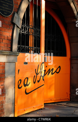 Lea e salsa Perrins cancelli di fabbrica a Worcester, 2011. Foto Stock