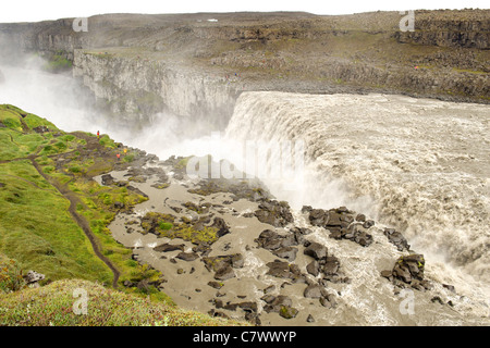 Cascata di Dettifoss sulla Jökulsá á Fjöllum fiume vicino a Myvatn in Vatnajokull National Park, a nord-est dell'Islanda. Foto Stock