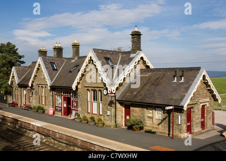 British rurali e remote stazioni ferroviarie sul accontentarsi di linea di Carlisle, Cumbria, Regno Unito Foto Stock