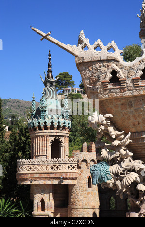Castillo Monumento Colomares, un castello dedicata a Cristoforo Colombo, Benalmadena Pueblo, vicino a Malaga, Spagna Foto Stock