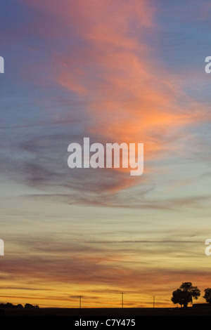 Alba sul Kings Sutton Village Inghilterra Foto Stock