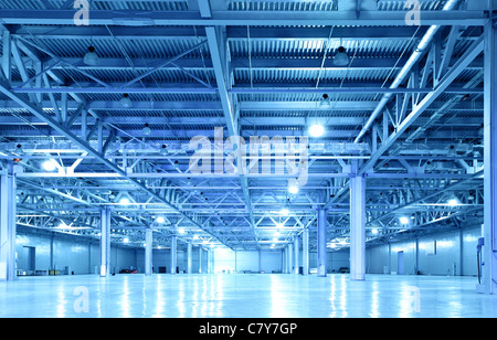 Magazzino vuoto tonica in colore blu Foto Stock