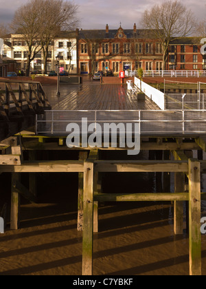 Scafo waterfront sul fiume Humber, East Yorkshire, Inghilterra Foto Stock