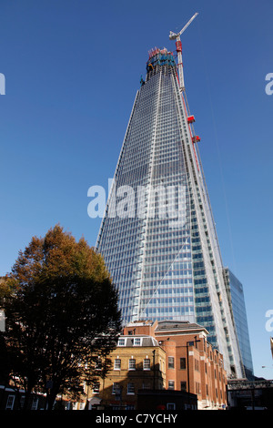 Il grattacielo Shard edificio in costruzione a London Bridge, Londra, Inghilterra Foto Stock