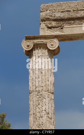 Arte greche. Il Philippeion. Realizzato da Leochares nella celebrazione di Filippo la vittoria nella battaglia di Chaeronea (338 a.C.). Olympia. Foto Stock