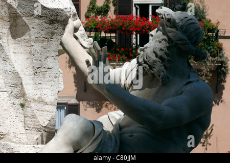 Italia Lazio Roma, Piazza Navona, Bernini Quattro Fiumi della fontana Foto Stock
