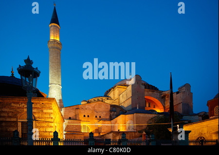 Turchia, Istanbul, Aya Sofya al crepuscolo Foto Stock