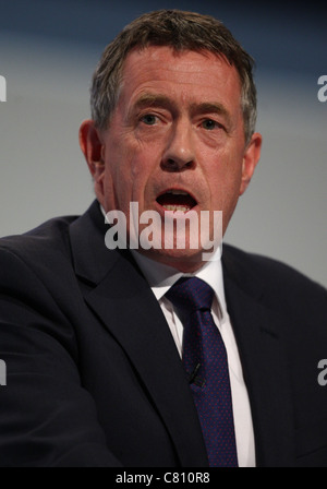 JOHN DENHAM MP OMBRA DEL SEGRETARIO DI STATO PER IL 26 SETTEMBRE 2011 LA AAC LIVERPOOL ENGLAND Foto Stock