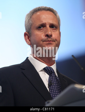 IVAN LEWIS MP OMBRA IL SEGRETARIO DI STATO PER IL 27 SETTEMBRE 2011 LA AAC LIVERPOOL ENGLAND Foto Stock