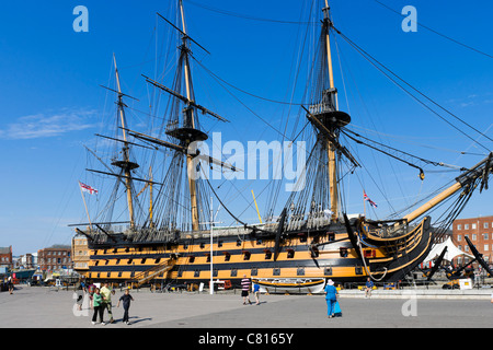 Admiral Lord Nelson nave ammiraglia HMS Victory a Portsmouth Historic Dockyard, Portsmouth, Hampshire, Inghilterra, Regno Unito Foto Stock