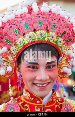 Thailandia, Bangkok Chinatown, ragazza vestita in Opera Cinese Costume Foto Stock