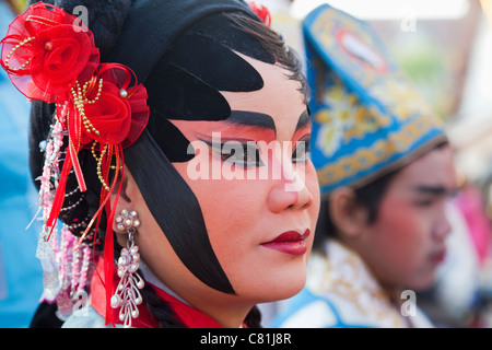 Thailandia, Bangkok Chinatown, ragazza vestita in Opera Cinese Costume Foto Stock