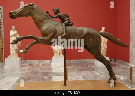 Arte greche. Ii secolo A.C. Jockey di Artemision. Scultura in bronzo datata intorno all'anno 140 A.C. Foto Stock