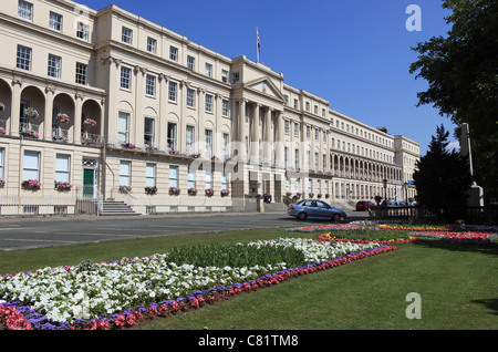 Gli uffici comunali, il lungomare, Cheltenham Spa, Gloucestershire, England, Regno Unito Foto Stock