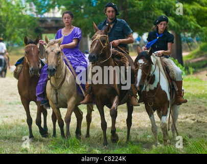 I partecipanti al festival annuale "Patria Gaucha' Foto Stock