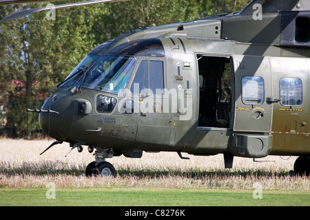 Agusta Westland EH1 EH101 Merlin HC3 ZJ119 RAF elicottero close-up di naso Foto Stock