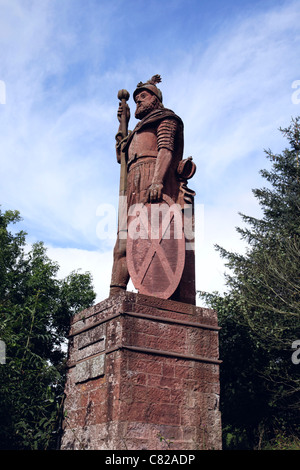 Statua di Sir William Wallace vicino a Dryburgh nei confini scozzesi Foto Stock