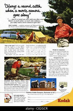 American annuncio rivista 1954 circa pubblicità KODAK home film telecamere Foto Stock