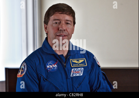 Gli astronauti che hanno volato l'ultimo mai scoperta dello Space Shuttle parlare di missione per Coutts client durante un tour di buona volontà del Regno Unito Foto Stock