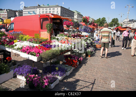 Pressione di stallo di fiori, piazza del mercato, Helsinki, Finlandia Foto Stock