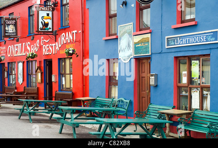 Un bar e un ristorante nel villaggio di Allihies sulla penisola di Beara nella contea di Cork, Irlanda Foto Stock