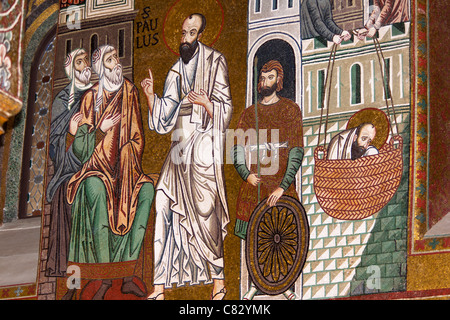 San Paolo, mosaico raffigurante il suo volo da Damasco, la Cappella Palatina e il Palazzo dei Normanni, Palermo, Sicilia, Italia Foto Stock