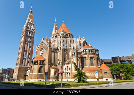 Il retro della chiesa votiva, Szeged, Ungheria Foto Stock