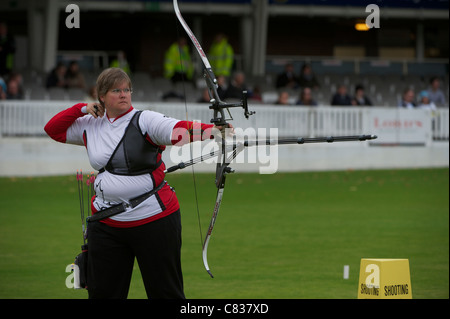 Kateri VRAKKING (CAN), Londra tiro con l'arco classico, parte di Londra si prepara Olympic Test Events, Lords Cricket Ground di Londra Foto Stock