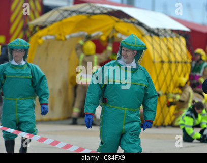 Regno Unito, grande catastrofe esercizio presso la vela olimpica venue, Portland nel Dorset, oltre 150 di polizia, vigili del fuoco, ambulanza e l'eliminazione della bomba Foto Stock