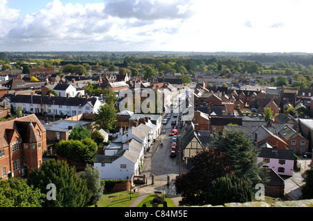 Vista del centro città dal tetto della chiesa di St. Mary, Lutterworth Leicestershire, England, Regno Unito Foto Stock