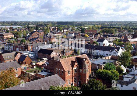 Vista del centro città dal tetto della chiesa di St. Mary, Lutterworth Leicestershire, England, Regno Unito Foto Stock