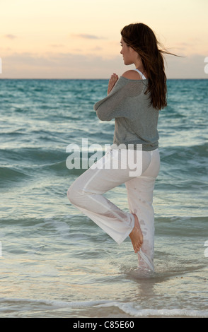 Donna, Reef Playacar Resort and Spa Hotel a Playa del Carmen, Quintana Roo, la penisola dello Yucatan, Messico Foto Stock