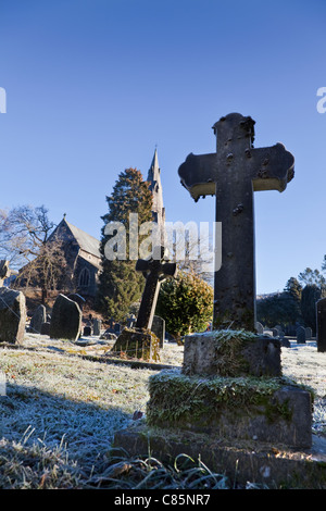 Vista di Ambleside Chiesa Parrocchiale di Santa Maria Vergine, Lake District, Cumbria, England, Regno Unito Foto Stock
