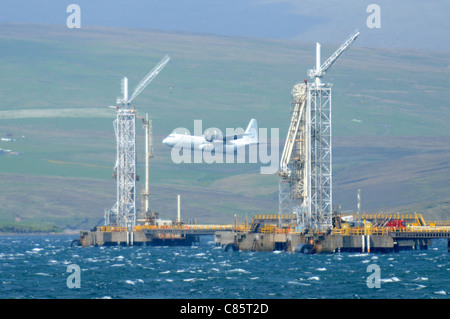 Risposta dell'olio Hercules in esercizio a Sullom Voe il terminale Shetland Scozia Scotland Foto Stock