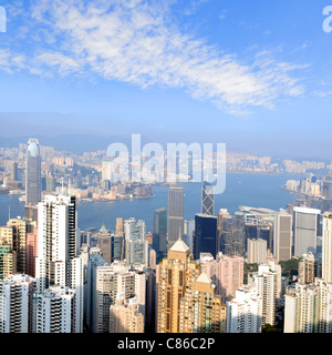 Vista panoramica della città dalla cima dell'Isola di Hong Kong Foto Stock