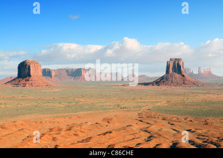 Il Monument Valley vista dall artista del punto Foto Stock