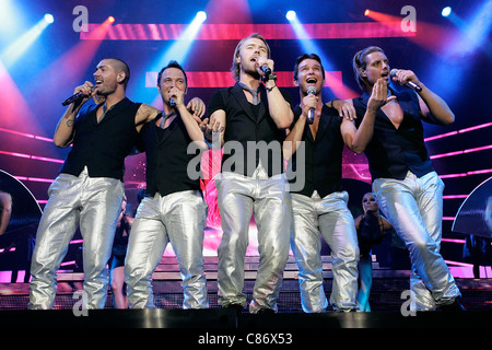 BELFAST, Regno Unito - 25 Maggio: Boyzone eseguire all'Odyssey Arena di Belfast Foto Stock