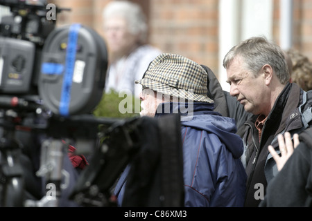 Richard Attenborough dirigere sul set di "chiusura dell'anello", Sir Richard Attenboroughs film più recenti Foto Stock