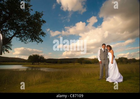 Matrimonio romantico Foto al tramonto Foto Stock