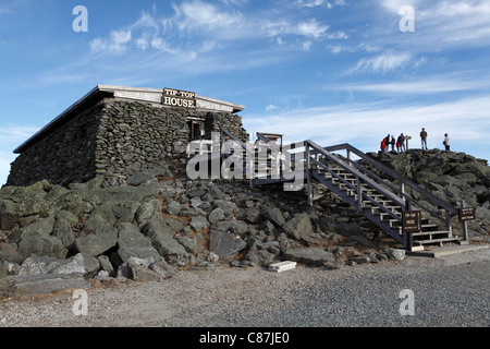 Il Tip Top casa sulla vetta del Monte Washington nel White Mountain National Forest, New Hampshire Foto Stock