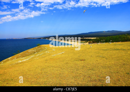 Costa del lago Baikal. Estate, nessuno. Foto Stock