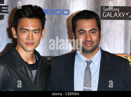 JOHN Cho e Kal Penn Spike TV SCREAM 2011 LOS ANGELES CALIFORNIA USA 15 Ottobre 2011 Foto Stock