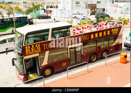 Il Big Bus Tours a sommità aperta Double Decker Bus turistico facendo un Tour di Hong Kong Cina Asia Foto Stock