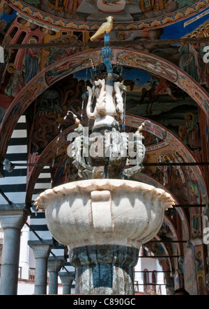 La Bulgaria il Monastero di Rila ortodossi monumento religioso fountaine Foto Stock