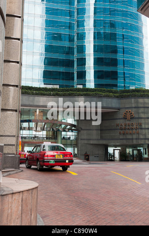 L'entrata e la lobby per l'Harbour Grand Hotel in Kowloon Hong Kong Cina Asia Foto Stock