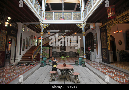 Interno del Pinang Peranakan Mansion, Georgetown, Penang, Malaysia Foto Stock