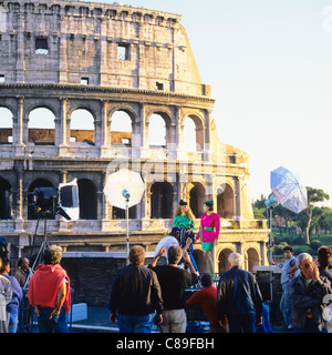 Set del film nella parte anteriore del Colosseo Roma Italia Foto Stock