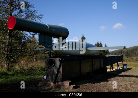 Replica V-1 guerra mondiale 2 guerra mondiale II guerra mondiale, due battenti la bomba è noto anche per gli alleati come buzz bomba, o doodlebug, a 2011 Pickering Guerra e Weekend di guerra, North Yorkshire, Regno Unito Foto Stock