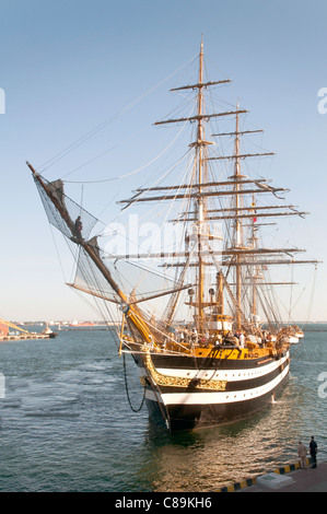 'Amerigo Vespucci' nel porto di Odessa. Foto Stock