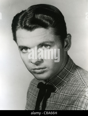 AUDIE MURPHY (1924-1971) American WW2 hero e successivamente film di Hollywood actror Foto Stock